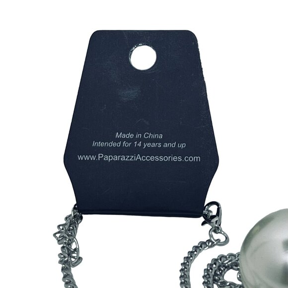 Paparazzi Silver Tone Necklace W/Faux Pearl Pendant & Faux Pearl Earrings (5458) - Picture 6 of 6